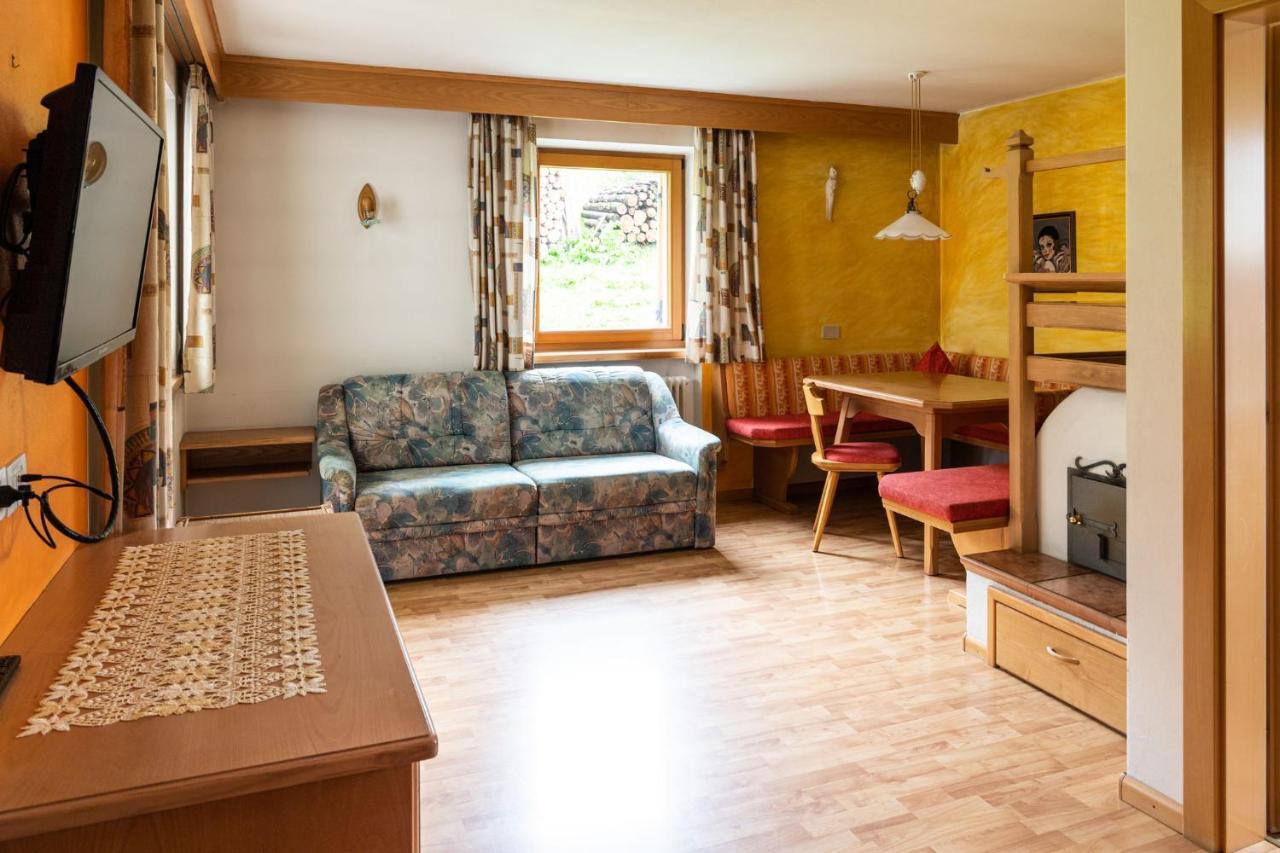 Bed and Breakfast Garni Juri Stern Exterior foto